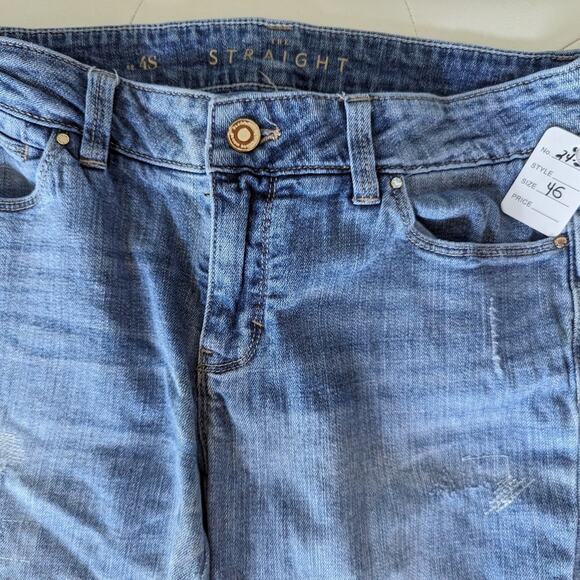 White House Black Market Denim - #191 WHBM Jeans Size 4S - Capri Pants (Striped cuffs and Metallic Thread)